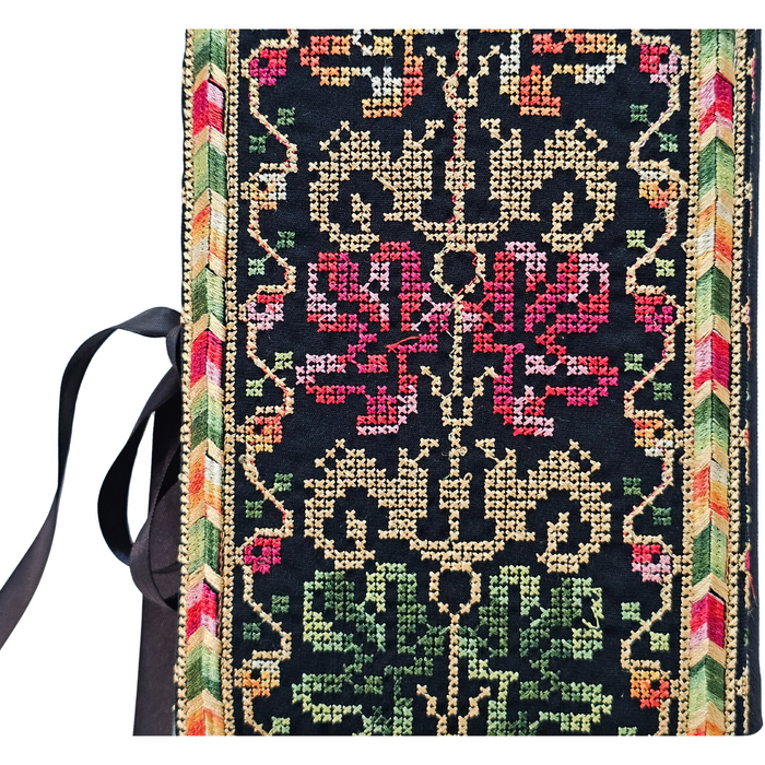 Timeless Devotion – Quran Cover with Palestinian Embroidery